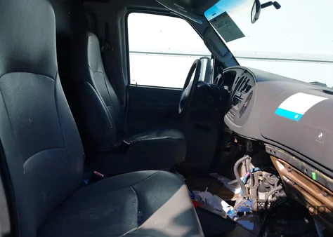 2008 Ford E-250 Commercial/Recreational из США, поврежденный, VIN 1FTNE24W98DA25324